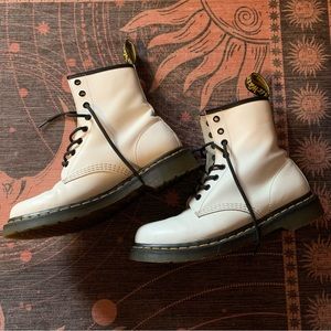 Women’s Dr.Marten 8-Eye Boots in matte white